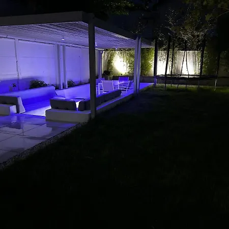 Villa Cozy House 5min Enghien's Enghien-les-Bains